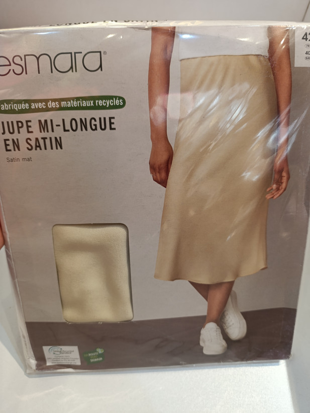 دامن اسمارا