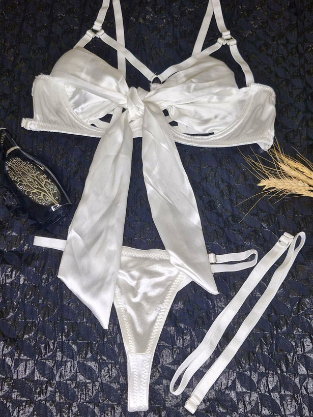 ست 4 تیکه پاپیونی کد 9033